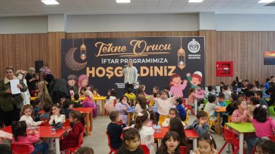 Orhangazi Belediye tarafından çocuklara yönelik özel bir iftar programı düzenlendi.