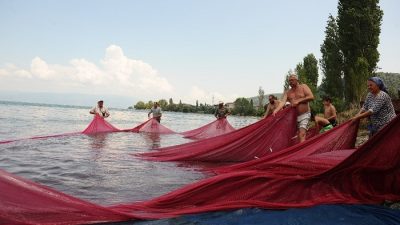 İç sulardaki balık  av yasağı 15 Mart Cuma günü yani