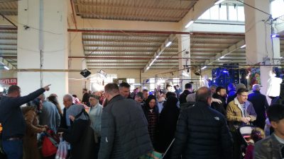 Ramazan ayının gelmesi ile evine iftar ve sahur alışverişi yapmak