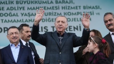 Cumhurbaşkanı Recep Tayyip Erdoğan, yerel seçim çalışmaları çerçevesinde 28 Mart