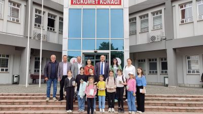 Bursa'nın Orhangazi ilçesinde kaymakam Zafer Karamehmetoğlu 23 Nisan ulusal egemenlik