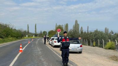 Bursa İl Jandarma Komutanlığı'na bağlı Trafik Jandarma Timleri tarafından Ramazan