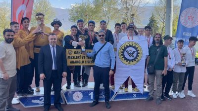 Orhangazi Mesleki ve Teknik Anadolu Lisesi Geleneksel Okçuluk takımı antrenör