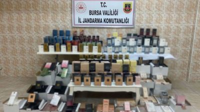 Bursa'da İl Jandarma Komutanlığı timleri tarafından durdurulan araçta yaklaşık piyasa