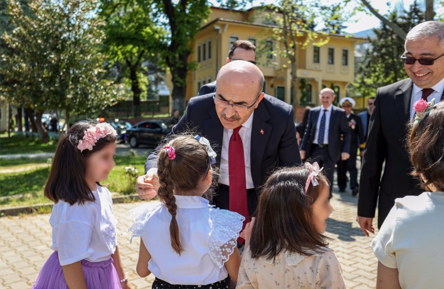 Bursa Valisi Mahmut Demirtaş,