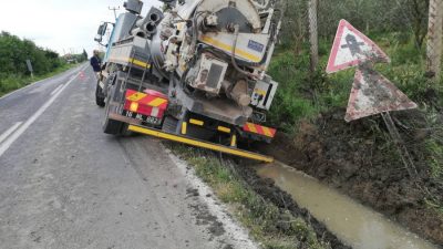 Bursa'nın Orhangazi ilçesinde meydana gelen trafik kazasında, BUSKİ'ye ait su