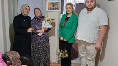 Orhangazi'de Ülkü ocakları ve MHP Kadın kolları yönetimi geçtiğimiz gün