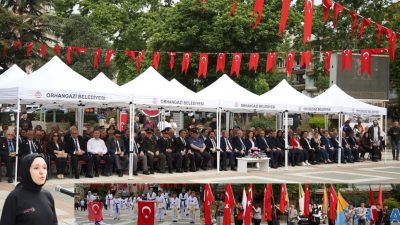 Bursa’nın Orhangazi ilçesinde Gazi Mustafa Kemal Atatürk’ün Bandırma feribotu ile