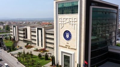 Bursa Büyükşehir Belediye Başkanı Mustafa Bozbey ve belediye görevlilerinin isimleri