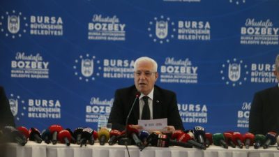 Bursa Büyükşehir Belediye Başkanı Mustafa Bozbey, "7,1 milyar ile başlayan