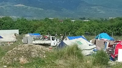 Bursa'nın Orhangazi ilçesinde Yalova yolu üzerinde oturan vatandaşlar, evlerine yakın