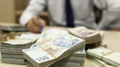 Türkiye'de esnafların ticari çalışmalarına destek olunması amacıyla, Esnaf sanatkarlar kredi