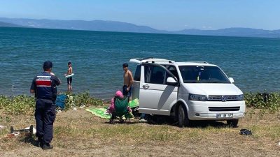 İznik gölünün Orhangazi sahiline ilçe Jandarma komutanlığı ekipleri, Orhangazi belediyesine