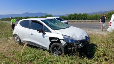 Orhangazi - Yalova yolu Süpürgelik mevkiinde meydana gelen trafik kazasında,