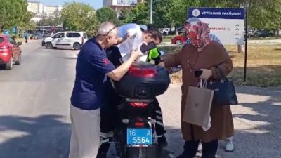 Bursa'da Yükseköğretim Kurumları Sınavı'na (YKS) geç kalan öğrencilerin imdadına polis