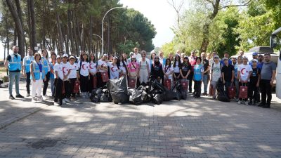 Orhangazi belediyesi Mavi Yelekliler ekibi dünya  çevre  gününde