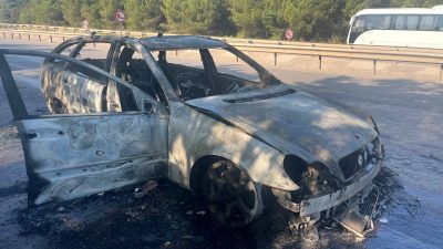 Bursa Yalova yolu üzerinde meydana gelen olayda seyir halindeki bir