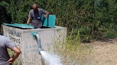 Orhangazi’de İznik Gölü’nün Güney Yakasında bulunan tarım arazilerinde yaşanan sulama