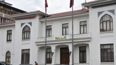 Gece Resmi Gazete'de yayımlanan atama kararlarına göre, Bursa Vali Yardımcısı