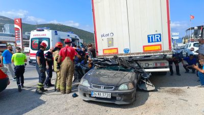 Bursa’nın Orhangazi ilçesinde meydana gelen trafik kazasında kontrolden çıkan otomobil