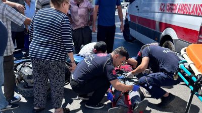 Bursa’nın Orhangazi ilçesinde meydana gelen trafik kazasında, seyir halindeki motosiklet