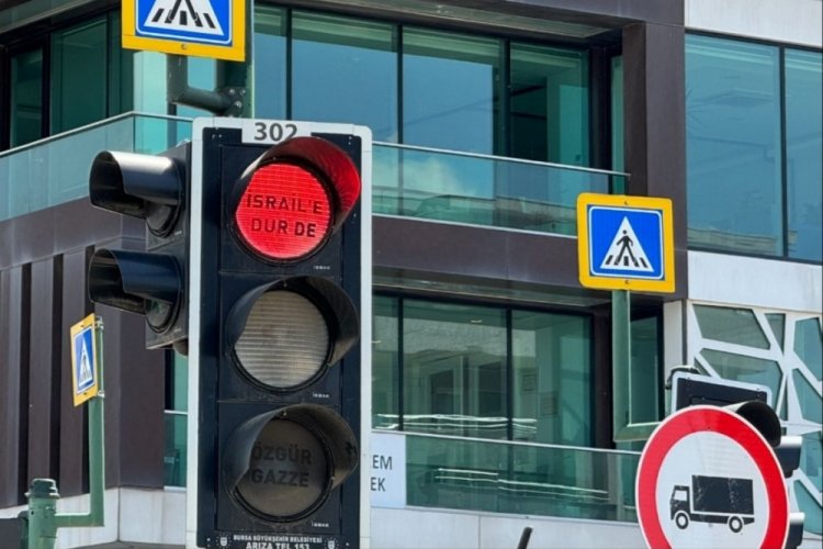 Bursa'da bazı trafik lambalarında