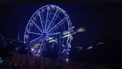 Bursa'nın Osmangazi ilçesinde bulunan Kültürpark'ta oyun alanındaki bir oyun aleti