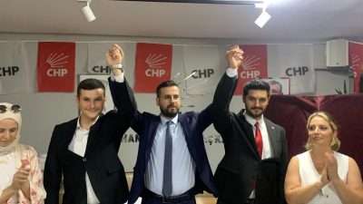 CHP Orhangazi ilçe başkanlığı binasında yapılan gençlik kolları seçimlerinde Mehmet