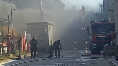 Bursa’nın Orhangazi ilçesinde bulunan yat fabrikasında Sabah saatlerinde çıkan yangın