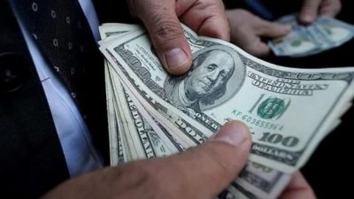 Serbest piyasada ABD Doları 34.0027 lirayı aştı. Tarihi zirvesi 34.0920