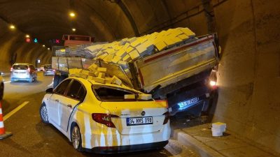 Gebze - Orhangazi - İzmir otobanı Orhangazi tüneli içinde meydana