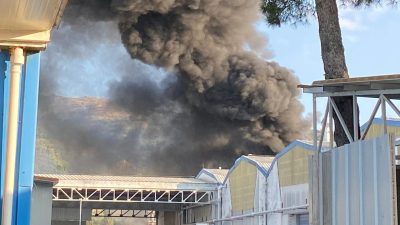 Bursa’nın Orhangazi ilçesinde yat üretimi yapan bir fabrikasının içinde henüz