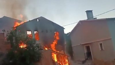 Bursa’nın Orhangazi ilçesine bağlı Yenisölöz Mahallesi’nde yaşlı çiftin yaşadığı öğrenilen