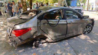 Bursa’nın Orhangazi ilçesinde meydana gelen trafik kazasında, iki otomobil çarpıştı.