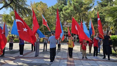 Bursa'nın Orhangazi ilçesinde 2023-2024 Eğitim Öğretim Yılı İlköğretim Haftası dolayısıyla