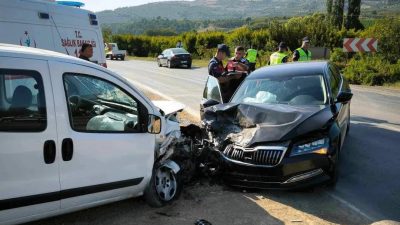Bursa’nın İznik ilçesi Kaymakamı Arif Kahraman’ın da içinde bulunduğu makam