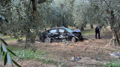 Bursa'da Orhangazi - İznik yolu üzerinde meydana gelen trafik kazasında