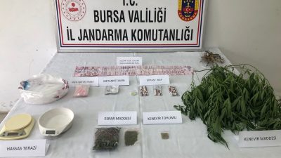 Bursa'nın Orhangazi ilçesinde ilçe Jandarma komutanlığı ve Bursa il Jandarma