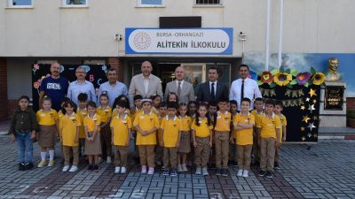 Orhangazi ilçe Kaymakamı Zafer Karamehmetoğlu,  bugün başlayan 2024-2025 eğitim öğretim