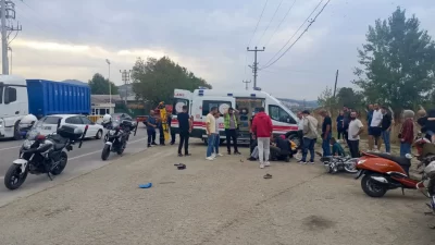 Bursa'nın Orhangazi ilçesinde aynı istikamette seyir halinde olan motosiklet ile