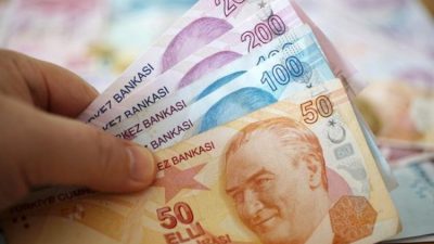 Enflasyonun yüksek olması ile beraber Türk lirasında değer kaybı söz