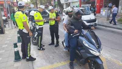 Bursa'nın Orhangazi ilçesinde ilçe emniyet müdürlüğü tarafından yoğunlaştırılan motosiklet denetimleri