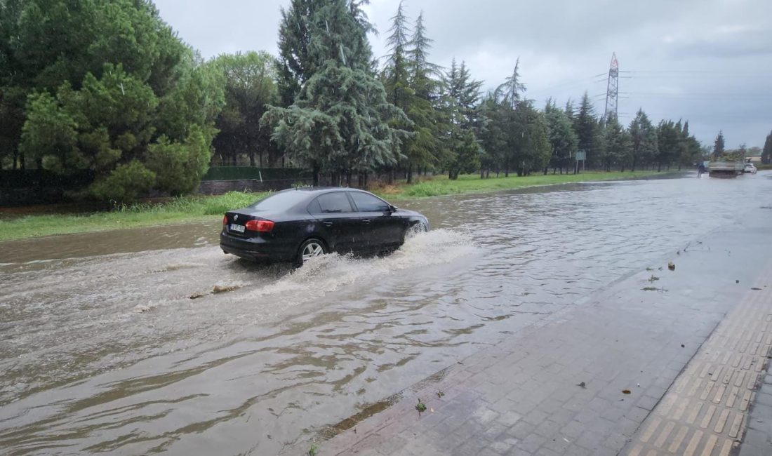 Bursa'nın Orhangazi ilçesinde sağanak