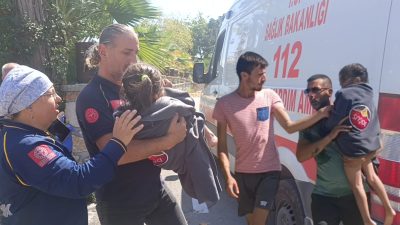 İznik gölünün Orhangazi sahilinde üzerinde bulunduğu bot rüzgarında etkisiyle metrelerce