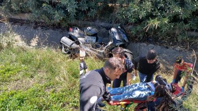 Bursa'nın Orhangazi ilçesinde meydana gelen trafik kazasında kontrolden çıkan motosiklet