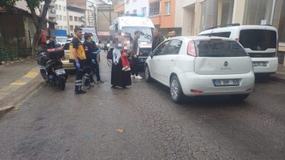 Bursa'nın Orhangazi ilçesinde üzerinde bir bebek, bir çocuk ve iki