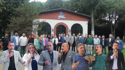 Bursa'nın Orhangazi ilçesinde Kafkas kültür ve dayanışma derneği tarafından siyasetçilerin