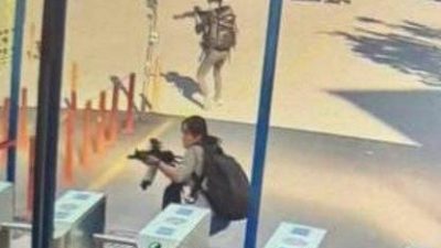 Ankara Kahramankazan'da saat 15.20 sularında nizamiye girişinde canlı bomba saldırısı