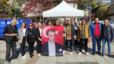 Bursa'nın Orhangazi ilçesinde Cumhuriyet Bayramı kutlamaları kapsamında CHP ilçe başkanlığı