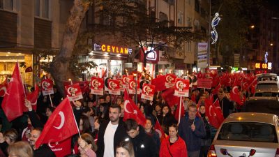 Chp Orhangazi ilçe teşkilatının düzenlediği 29 ekim Cumhuriyet bayramı kutlamaları